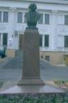 N.V. Gogol monument. Komsomol garden.